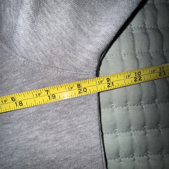 ATM Gray Long Sleeve Sweatshirt with pocket. GUC NO SIZE OR FABRIC TAG! - Picture 6 of 12